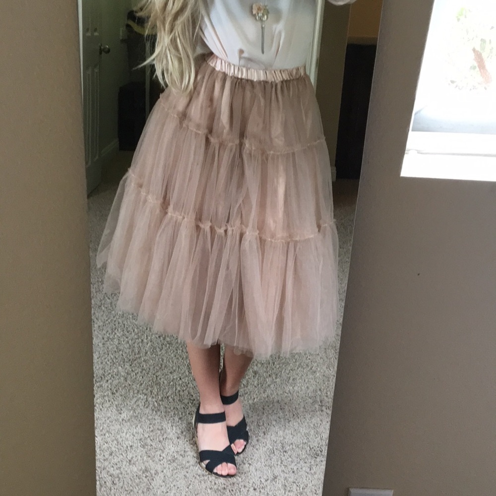 Dusty rose tule and silk skirt 🌷